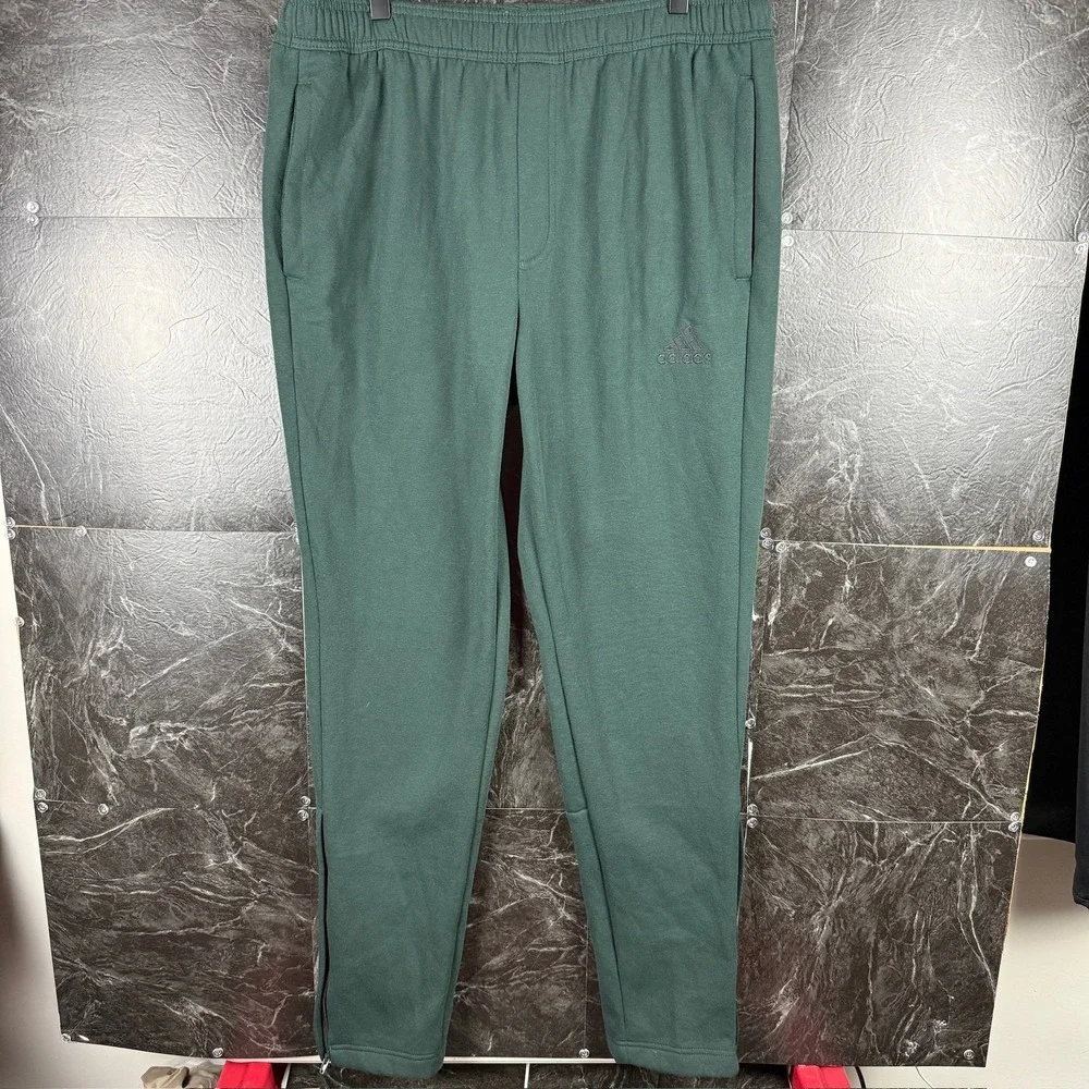 Adidas Men's Green Retro Tech Jogger Track Pants Large